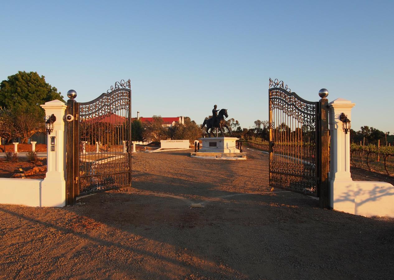 1837 Barossa Luxury Vineyard Cottages Lyndoch Exterior photo